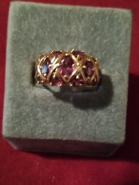 14K gold Ring with Amethyst stones